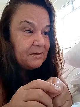Snapshot of Yaya_Mineira chatting on 03-12-25, 12:57 Yaya Mineira online show from 03-12-25, 12:57