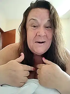 Snapshot of Yaya_Mineira chatting on 02-26-25, 01:00 Yaya Mineira online show from 02-26-25, 01:00