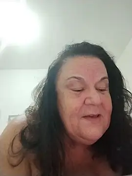 Yaya Mineira online show from 03-18-26, 11:48