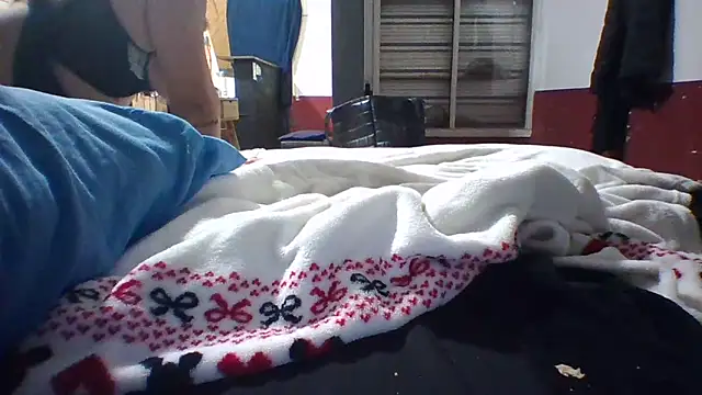 La pauli latina online show from 12-04-24, 04:37