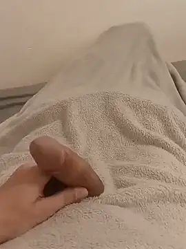 Koudy1 online show from 12-04-24, 04:32