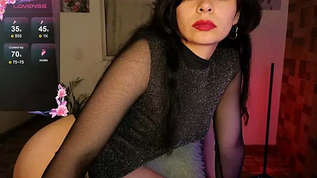Snapshot of sexyladyy_ chatting on 02-20-25, 08:06 sexyladyy online show from 02-20-25, 08:06