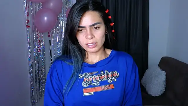 sexyladyy  online show from 06-06-26, 02:39