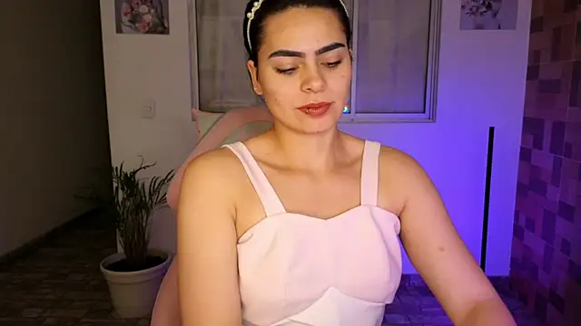 Snapshot of sexyladyy_ chatting on 02-17-25, 02:06 sexyladyy online show from 02-17-25, 02:06
