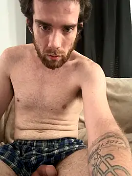 Snapshot of KcCumz19 chatting on 09-25-25, 04:35 KcCumz19 online show from 09-25-25, 04:35