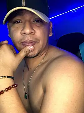 Dominik ozz online show from 01-18-26, 03:54