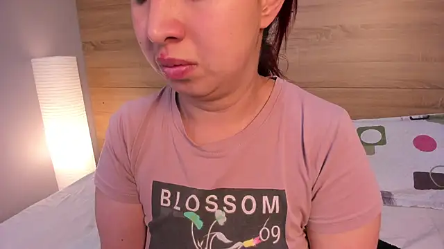 madelaine blosson online show from 03-20-26, 10:16