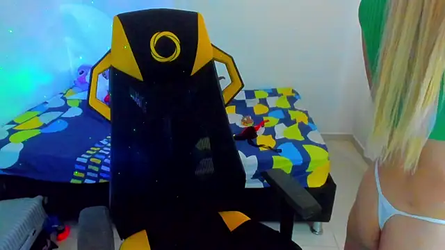 barbiee 05 online show from 04-15-26, 07:29