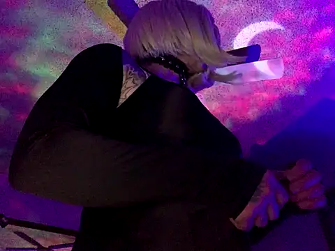 Kik SickSlut88 online show from 10-31-25, 12:46