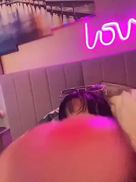 Lolaley2 online show from 11-06-25, 05:33