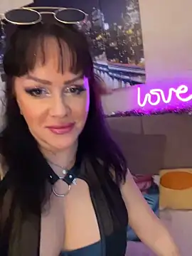 Lolaley2 online show from 12-21-25, 09:22