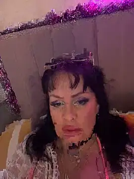 Lolaley2 online show from 12-20-25, 12:08