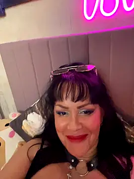 Lolaley2 online show from 10-15-25, 06:33