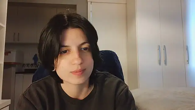 kyslrana online show from 06-17-26, 07:02