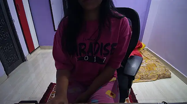 Snapshot of BabyNaina chatting on 01-09-25, 06:04 BabyNaina online show from 01-09-25, 06:04
