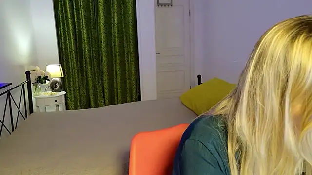 ZoeGrant online show from 01-13-26, 08:46