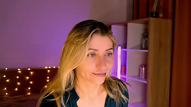 ZoeGrant online show from 03-14-26, 06:30