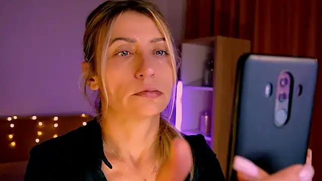 ZoeGrant online show from 03-31-26, 05:48