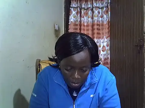 Ebonyceline online show from 10-31-25, 05:09