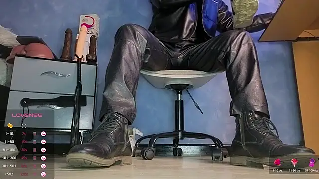 TomLover 12 online show from 04-09-26, 10:43