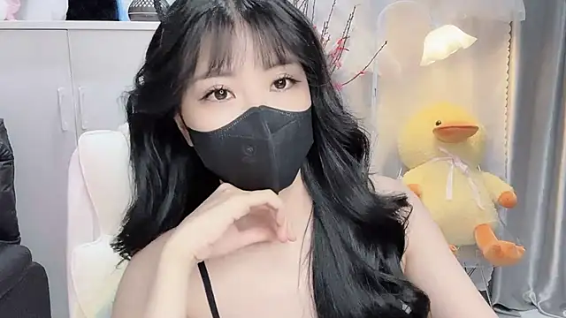 Snapshot of Mya_Lee chatting on 01-26-25, 09:07 Mya Lee online show from 01-26-25, 09:07