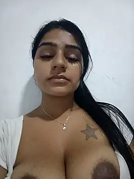 Snapshot of AnnRosse18 chatting on 01-21-25, 09:46 AnnRosse18 online show from 01-21-25, 09:46