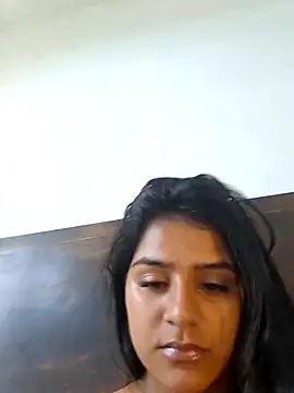 Snapshot of AnnRosse18 chatting on 03-19-25, 03:40 AnnRosse18 online show from 03-19-25, 03:40