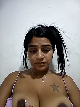 Snapshot of AnnRosse18 chatting on 02-18-25, 10:14 AnnRosse18 online show from 02-18-25, 10:14