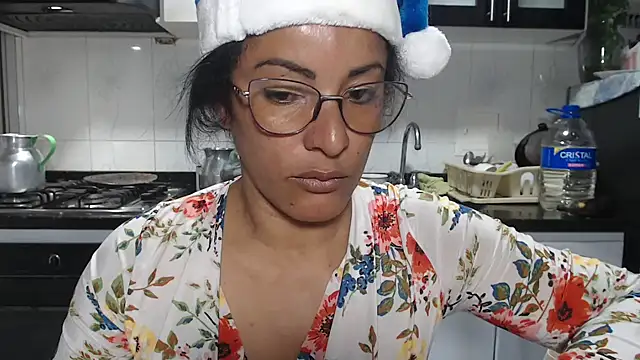 Snapshot of kateleyagrey chatting on 12-19-25, 07:38 kateleyagrey online show from 12-19-25, 07:38