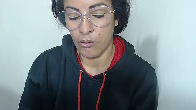 kateleyagrey online show from 06-07-26, 01:27