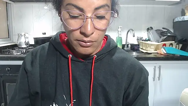 kateleyagrey online show from 04-19-26, 02:40