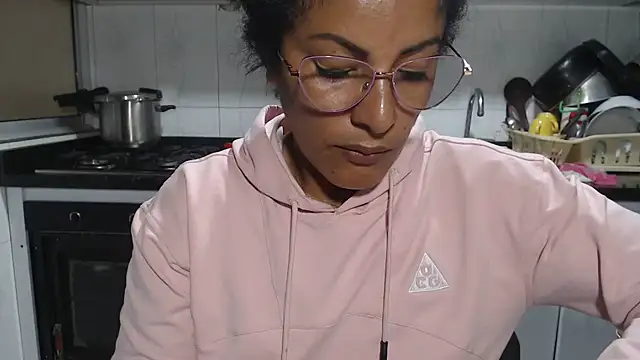 Snapshot of kateleyagrey chatting on 02-27-26, 08:08 kateleyagrey online show from 02-27-26, 08:08