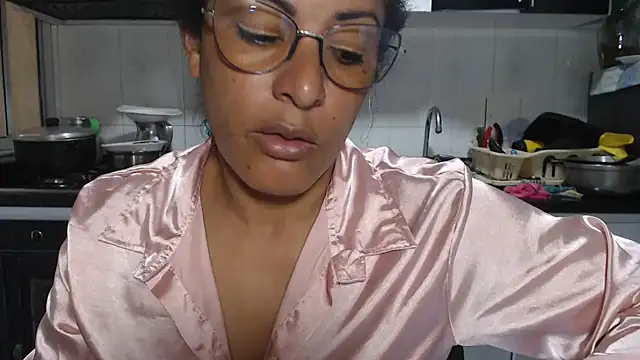 Snapshot of kateleyagrey chatting on 01-09-26, 06:37 kateleyagrey online show from 01-09-26, 06:37