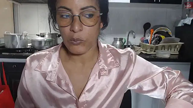 Snapshot of kateleyagrey chatting on 09-30-25, 06:47 kateleyagrey online show from 09-30-25, 06:47