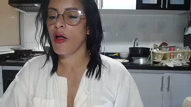 Snapshot of kateleyagrey chatting on 11-29-25, 08:09 kateleyagrey online show from 11-29-25, 08:09