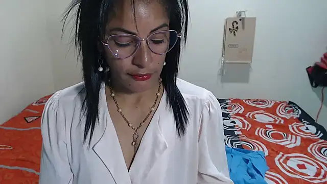 kateleyagrey online show from 05-09-26, 06:22