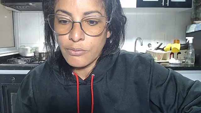 Snapshot of kateleyagrey chatting on 01-12-26, 06:36 kateleyagrey online show from 01-12-26, 06:36