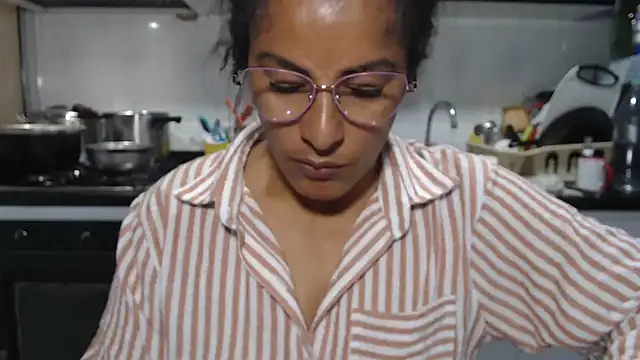 Snapshot of kateleyagrey chatting on 02-02-26, 09:14 kateleyagrey online show from 02-02-26, 09:14