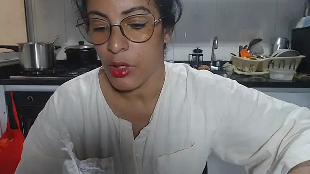 Snapshot of kateleyagrey chatting on 10-05-25, 01:24 kateleyagrey online show from 10-05-25, 01:24