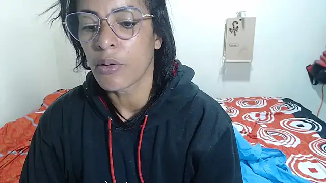 kateleyagrey online show from 05-10-26, 09:46