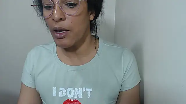 kateleyagrey online show from 06-11-26, 12:32