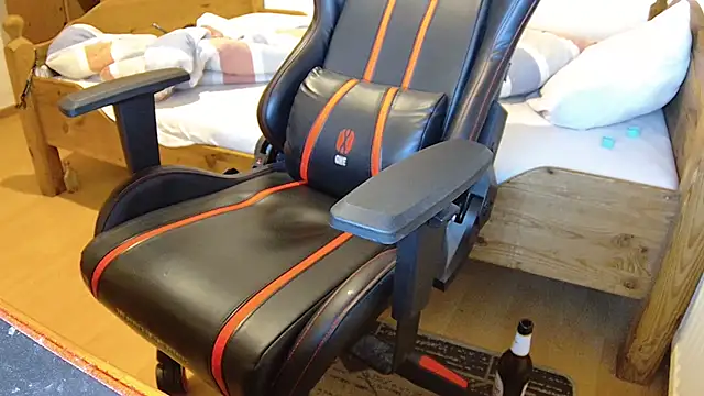 KmlBI26 online show from 10-29-25, 07:07