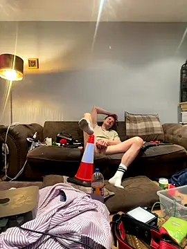 londonfuckwhore1 online show from 10-28-25, 03:51