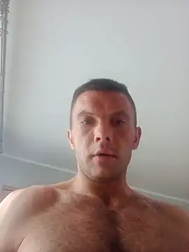 Snapshot of liderek83 chatting on 07-25-26, 06:21 liderek83 online show from 07-25-26, 06:21