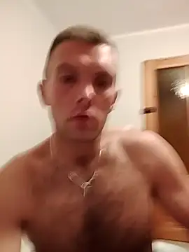 Snapshot of liderek83 chatting on 09-18-25, 10:57 liderek83 online show from 09-18-25, 10:57