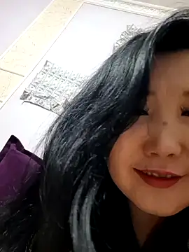 Snapshot of Bet_Lu chatting on 05-12-26, 03:18 Bet Lu online show from 05-12-26, 03:18