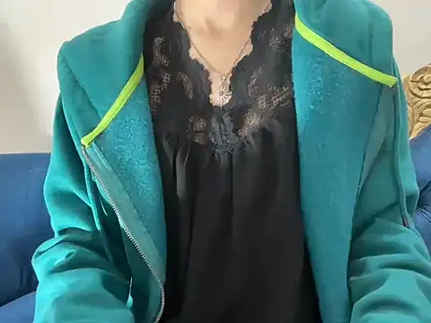 Snapshot of Minal_07 chatting on 12-03-25, 04:06 Minal 07 online show from 12-03-25, 04:06