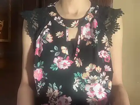 Snapshot of Minal_07 chatting on 04-01-26, 01:34 Minal 07 online show from 04-01-26, 01:34