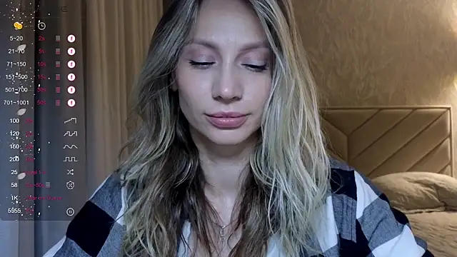Snapshot of Alice_Wonders chatting on 05-29-26, 09:10 Alice Wonders online show from 05-29-26, 09:10