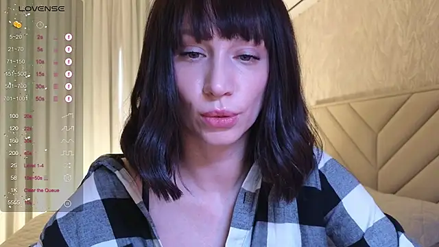 Alice Wonders online show from 11-06-25, 06:17